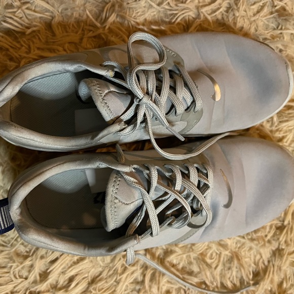 Gym Nike. Good condition and comfy - Picture 2 of 2